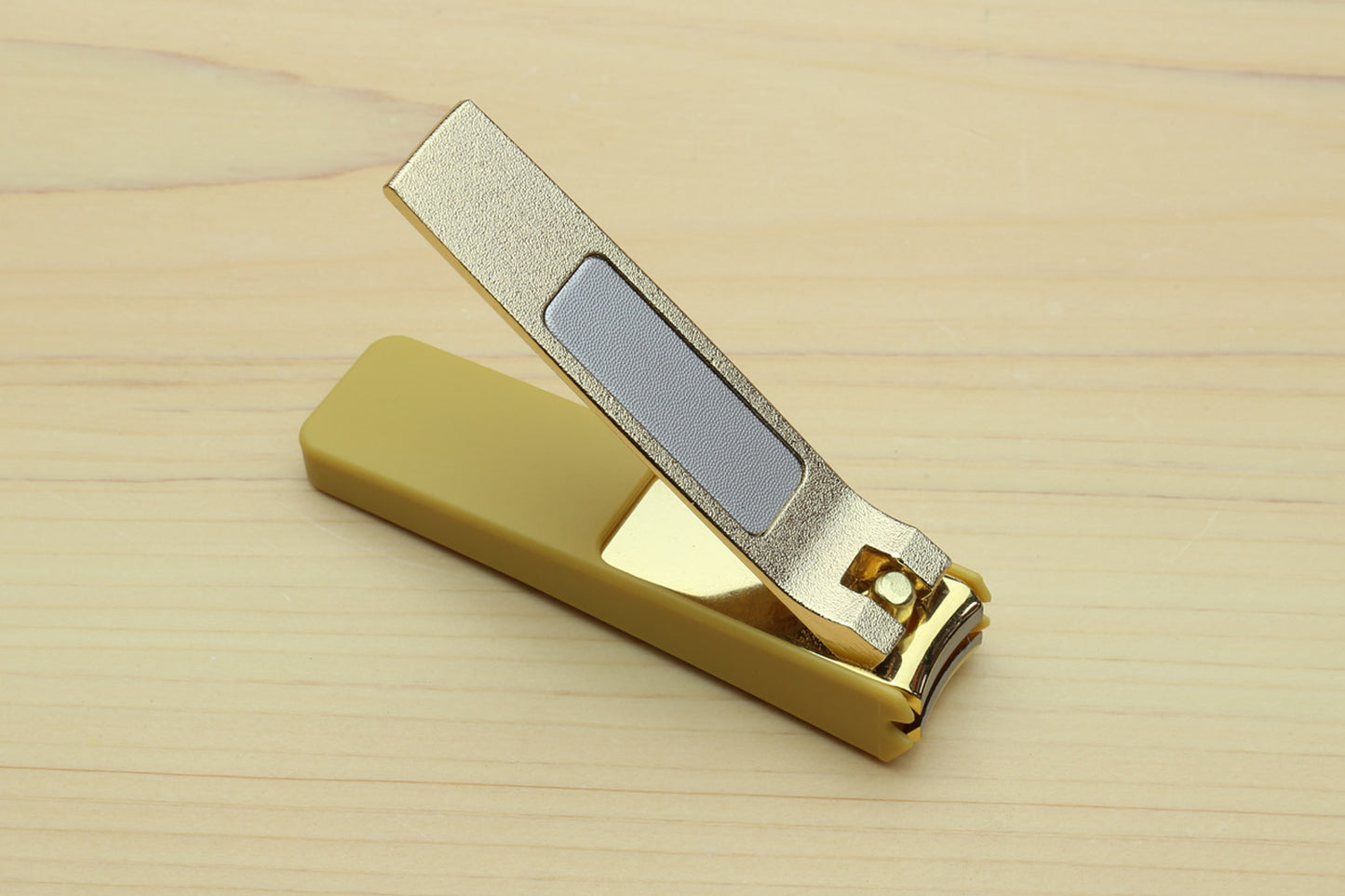 Yoshihiro Premium Gold-Colored Japanese Nail Clippers