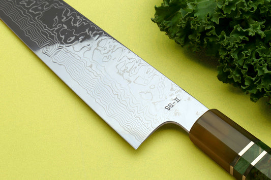 SG2 vs R2 Steel: A Guide to Premium Japanese Knife Materials