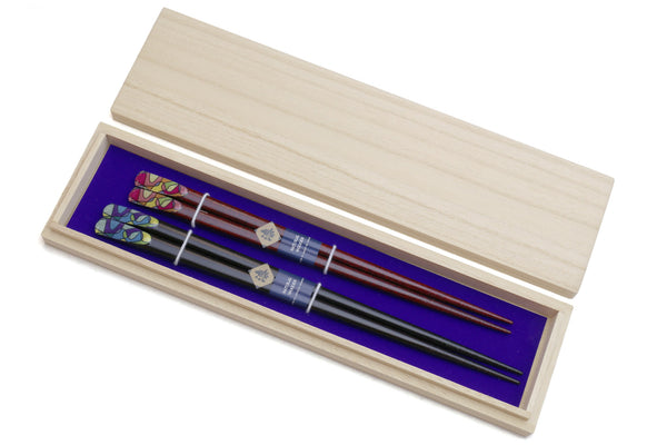  Premium Japanese Chopsticks Reusable 2pcs set [ Made in Japan ]  Traditional Lacquer Art Wooden Chopsticks (Blue/Purple(YM103)) : Home &  Kitchen