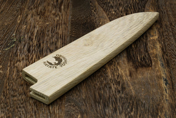 Yoshihiro magnetic oak wood saya blade protector cover, light wood, curved profile