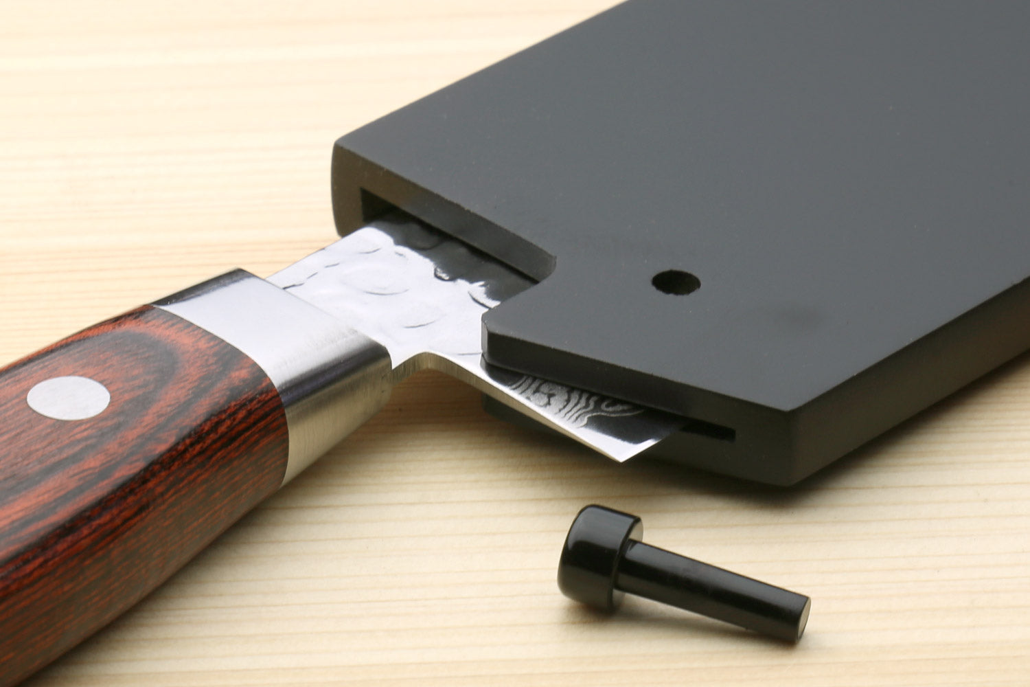 Yoshihiro Lacquered Magnolia Wooden Blade Protector Saya Cover for Thin-Bladed Nakiri Vegetable Chefs Knife