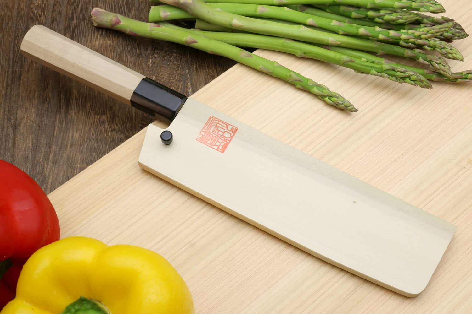 The Best Nakiri Knife for Slicing Vegetables Beautifully