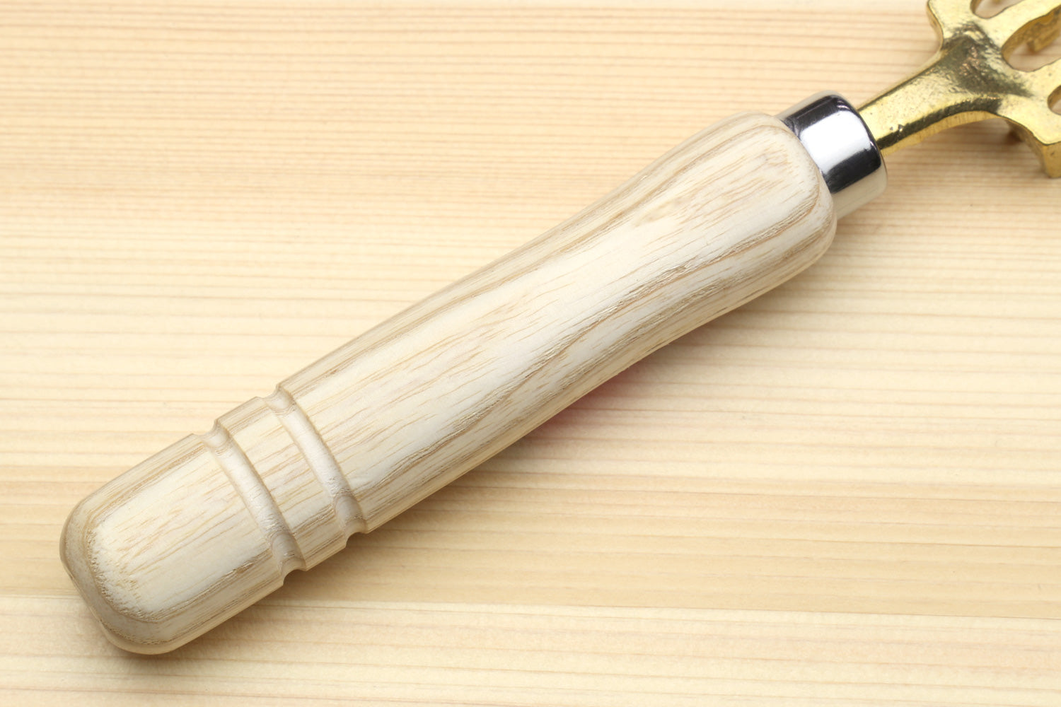 Yoshihiro Japanese Sushi Chef Tool Fish Scaler (Large)