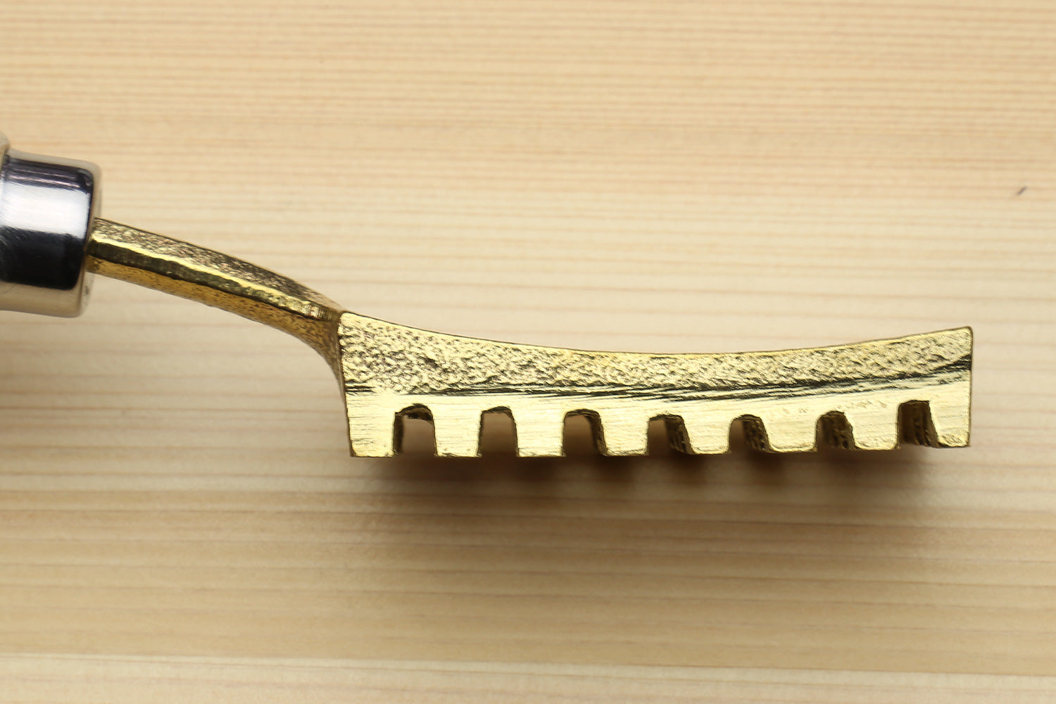Yoshihiro Japanese Sushi Chef Tool Fish Scaler (X-Large)