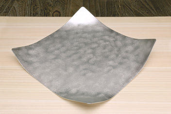 Silver hammered flexible tin plate, crescent shape