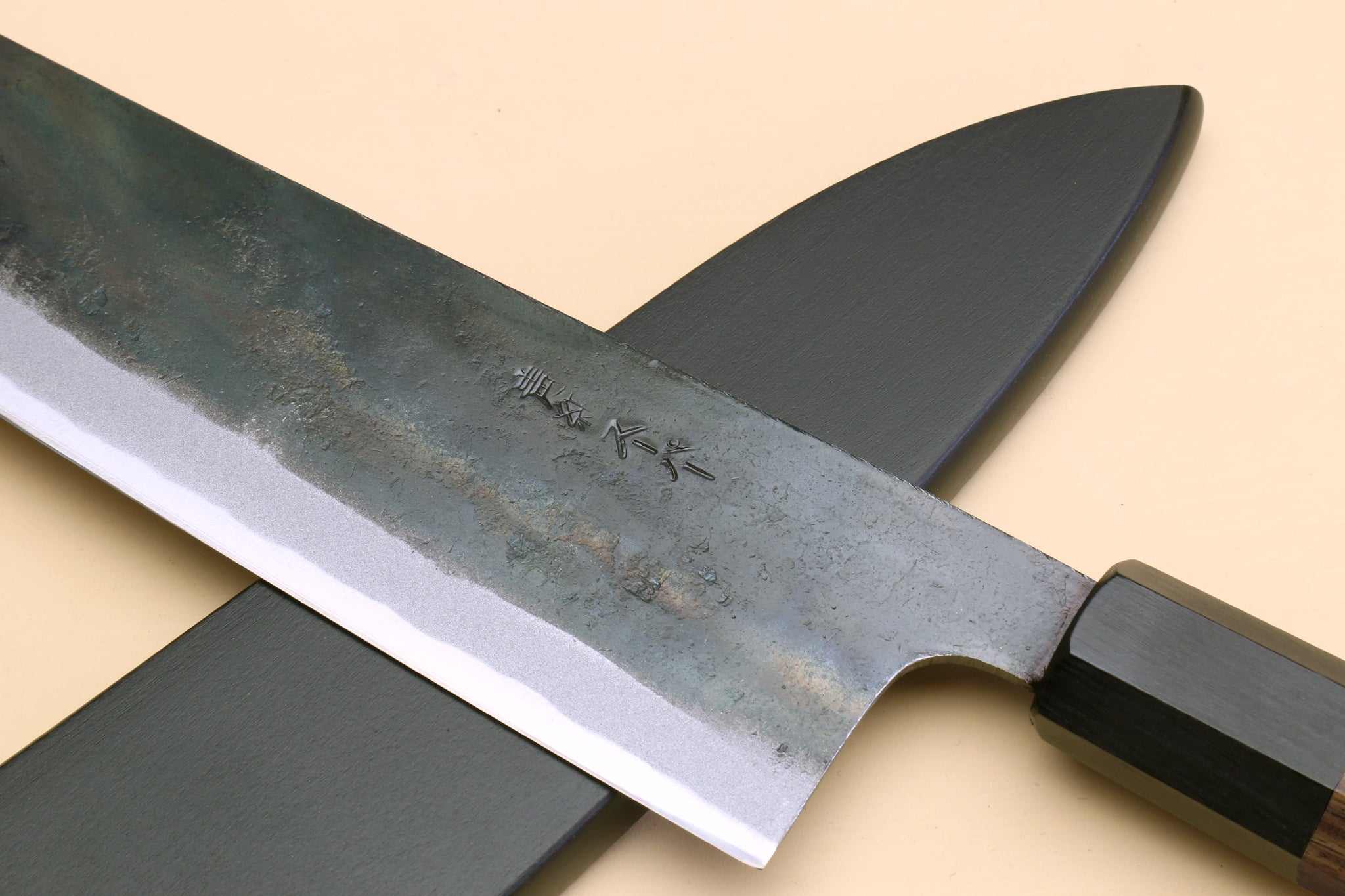 https://www.echefknife.com/cdn/shop/products/TASKUGYSH_03_1024x1024@2x.jpg?v=1653601109