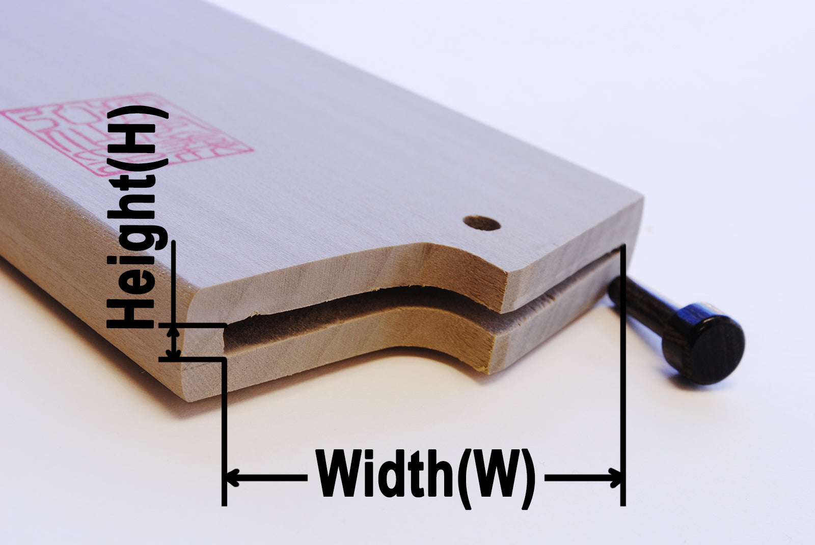 Magnolia wood saya cover with curved cutout, showing height and width measurements